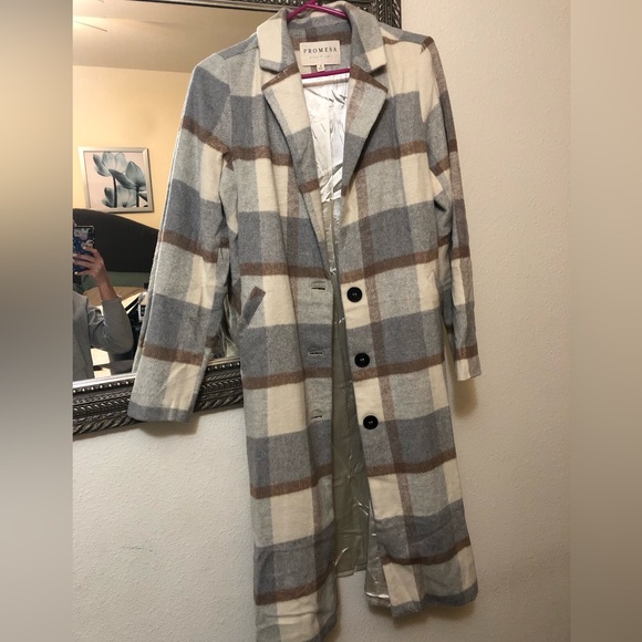 VICI sold out Promesa Small plaid duster - Picture 4 of 7